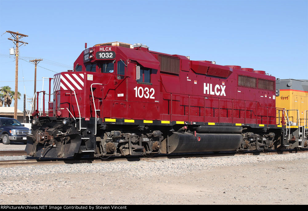 HLCX MPI GP38-2#1032 on UP